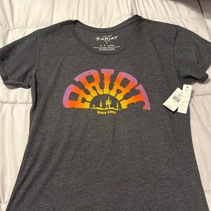 Ladies NWT ARIAT Tee